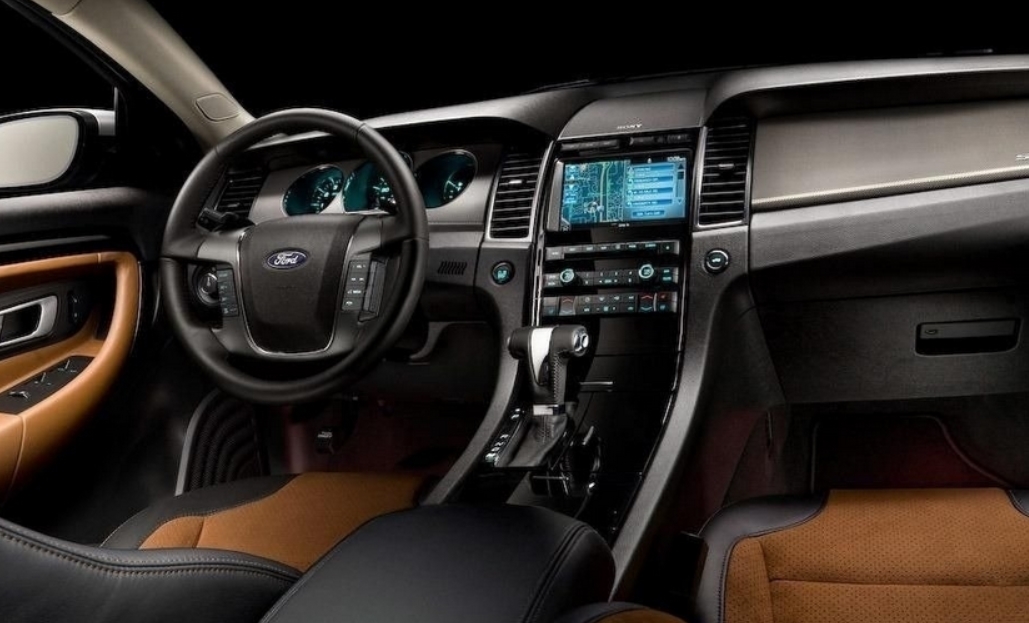 2024 Ford Taurus Interior