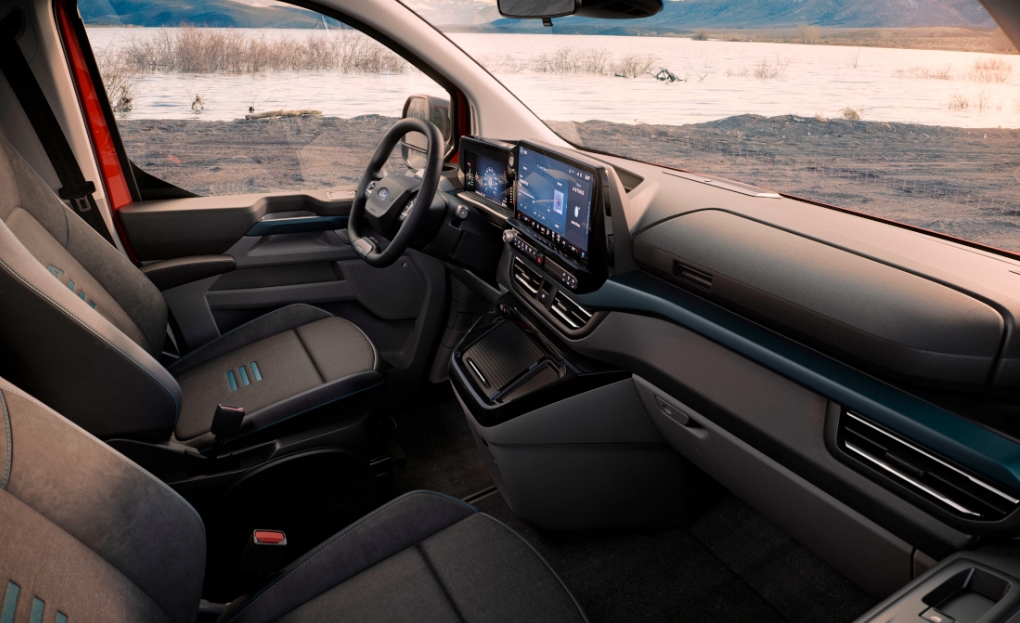 2024 Ford Tourneo Custom Interior