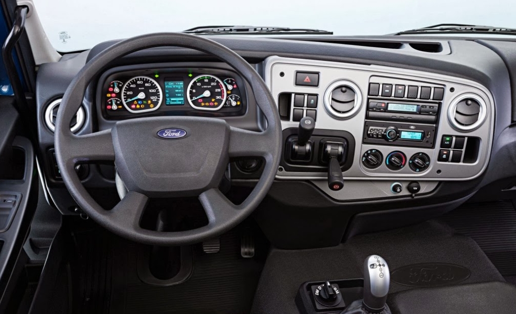2024 Ford Cargo Interior