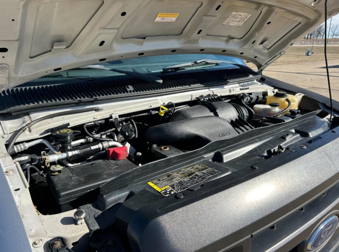 2027 Ford Econoline Passenger Van Specs